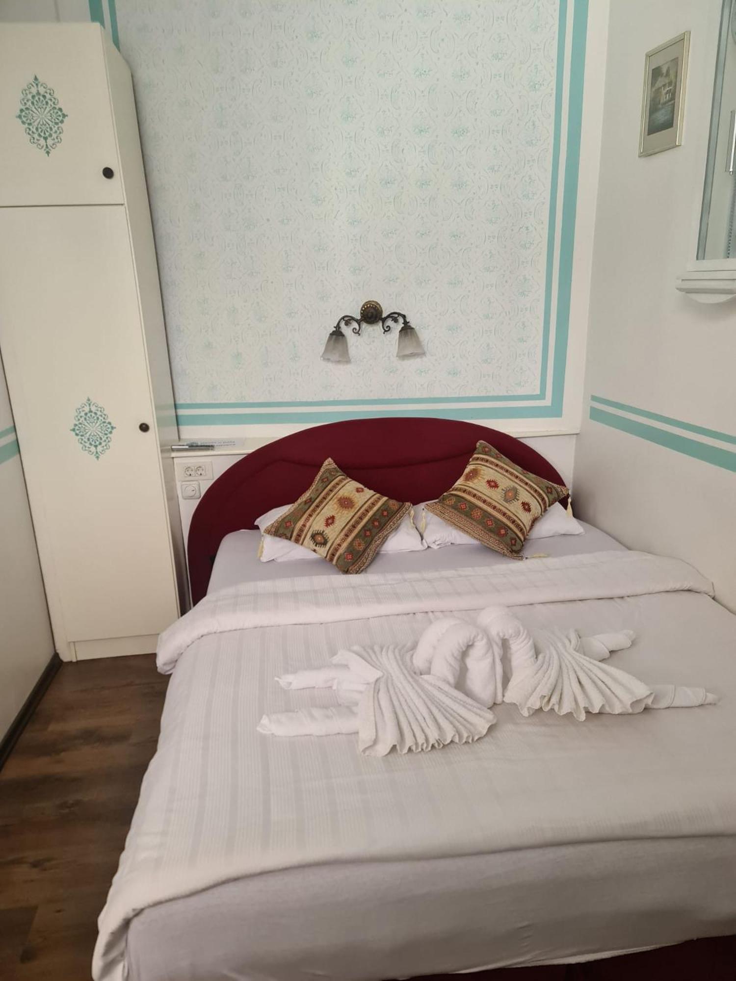 Guesthouse Nia Deluxe Szarajevó Kültér fotó