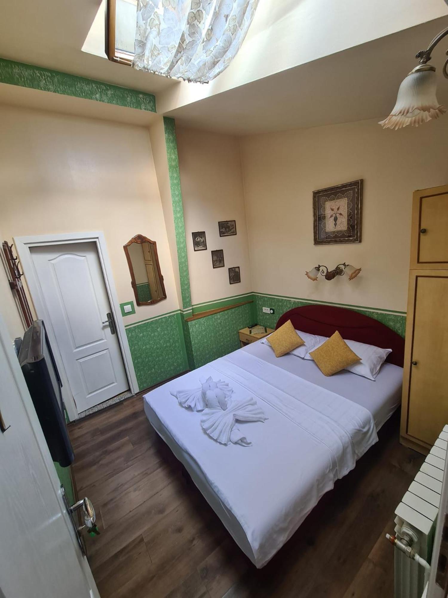 Guesthouse Nia Deluxe Szarajevó Kültér fotó