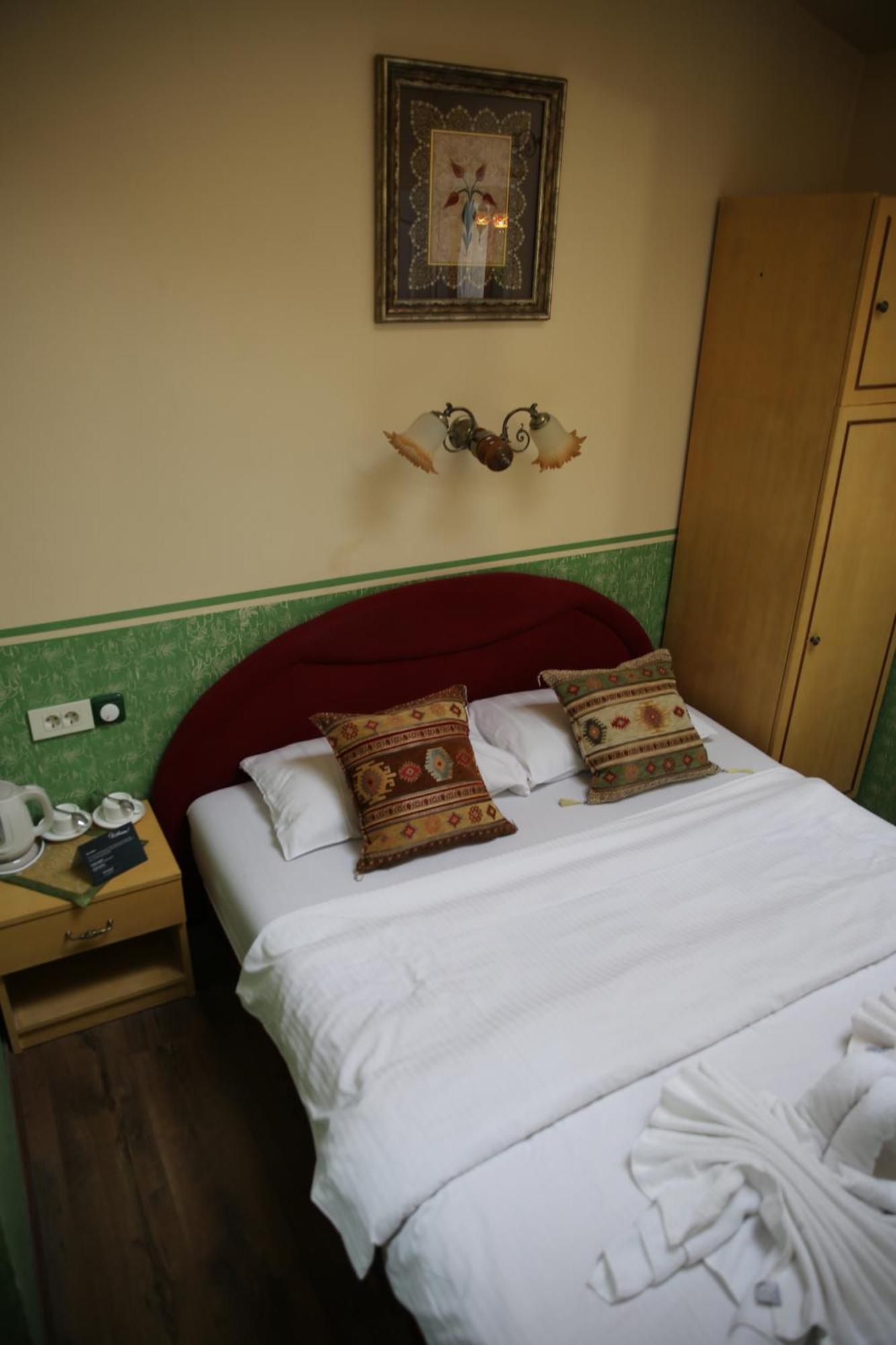 Guesthouse Nia Deluxe Szarajevó Kültér fotó