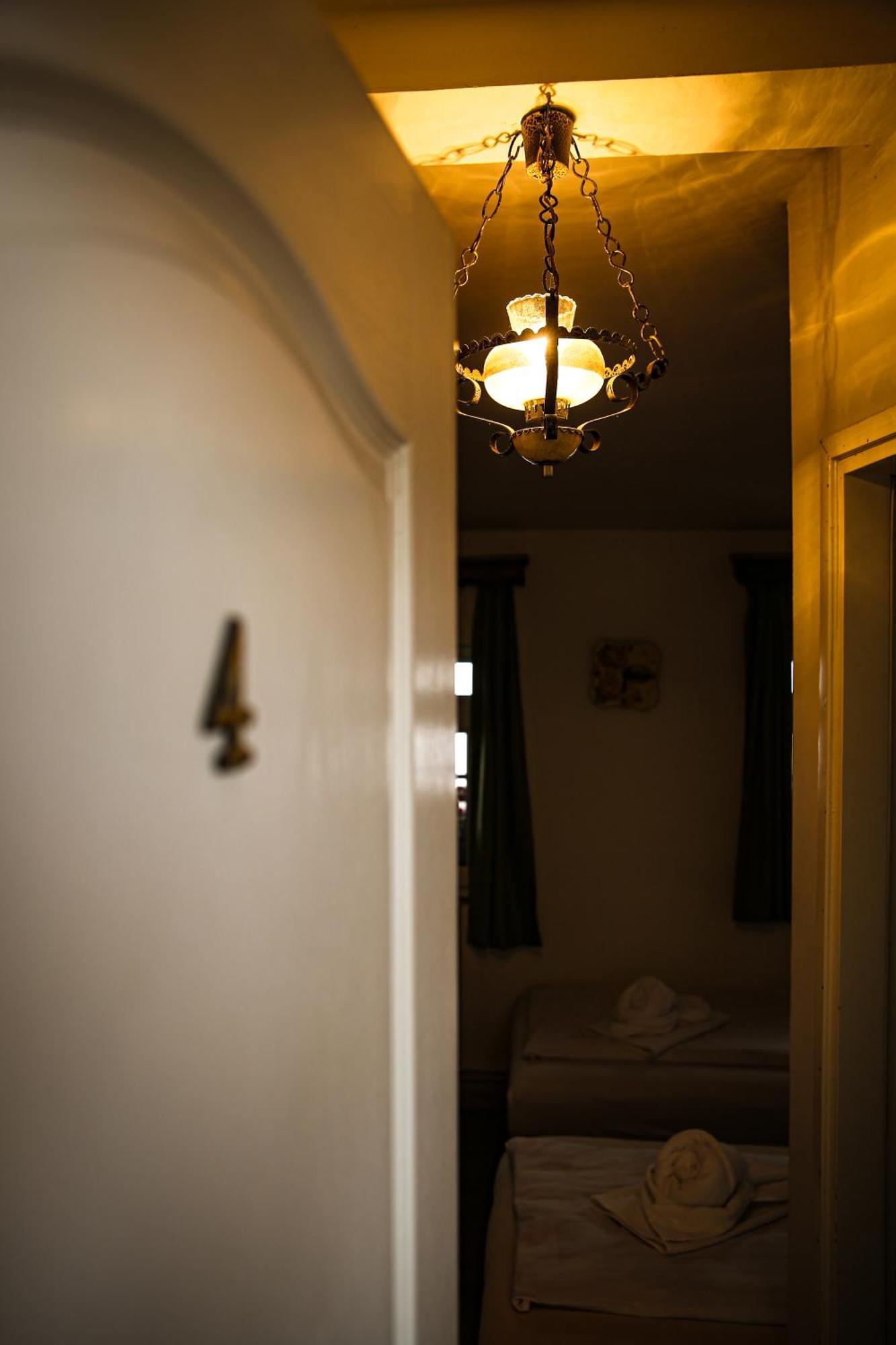 Guesthouse Nia Deluxe Szarajevó Kültér fotó