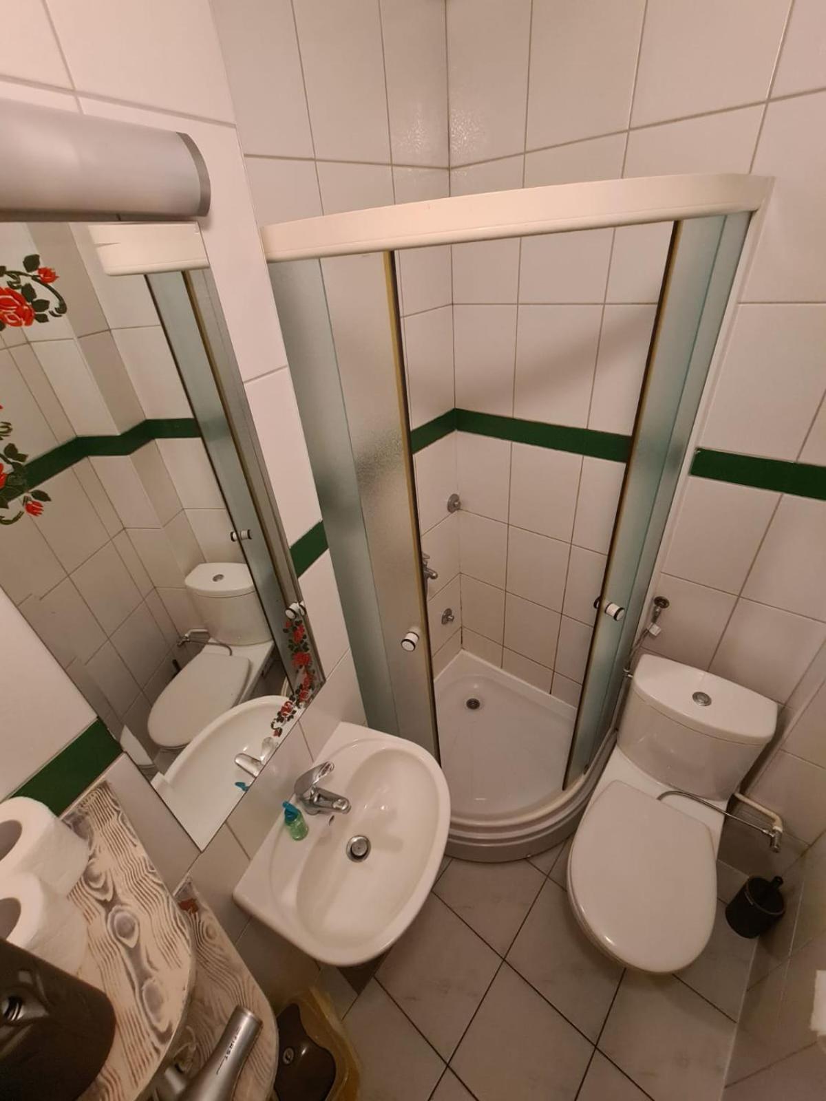 Guesthouse Nia Deluxe Szarajevó Szoba fotó